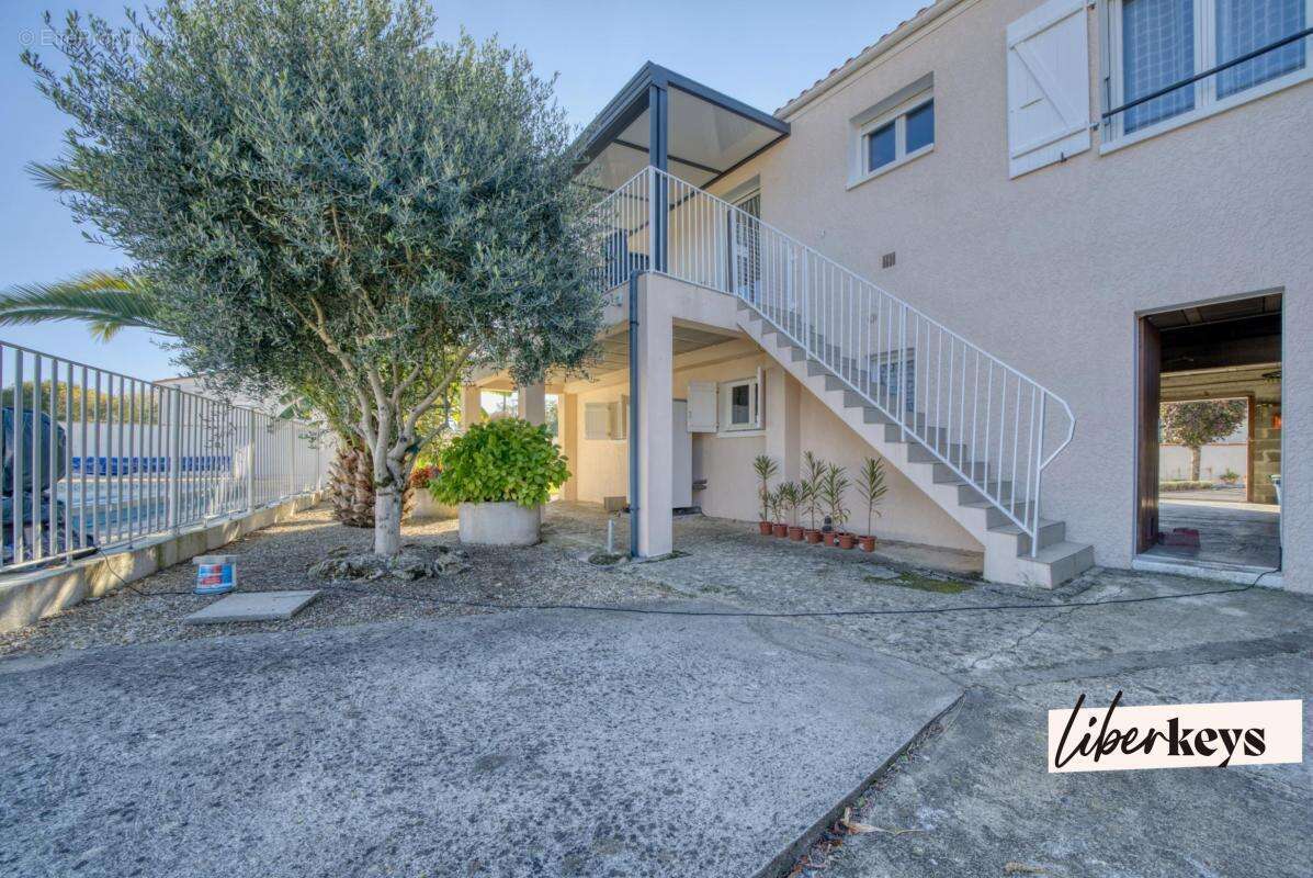 Maison à ASNIERES-LA-GIRAUD