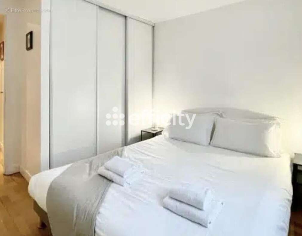 Appartement à PARIS-19E
