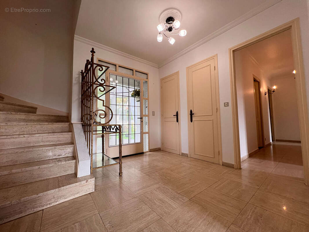 Maison à ARNIERES-SUR-ITON