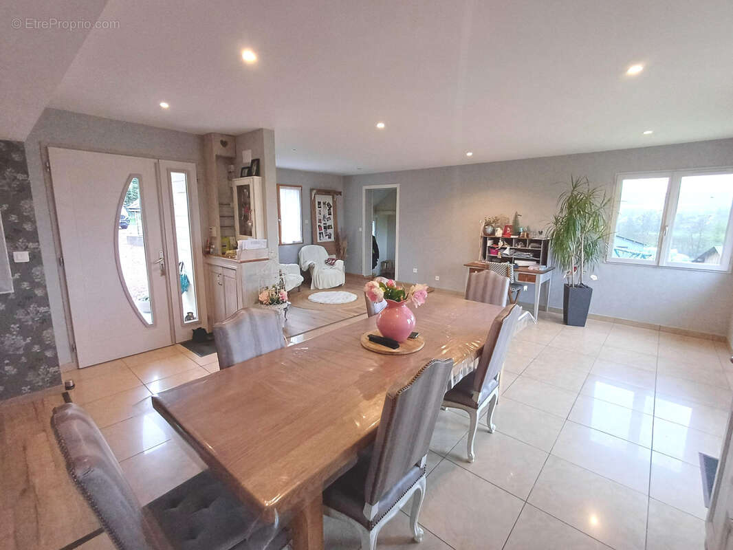 Maison à LONDINIERES