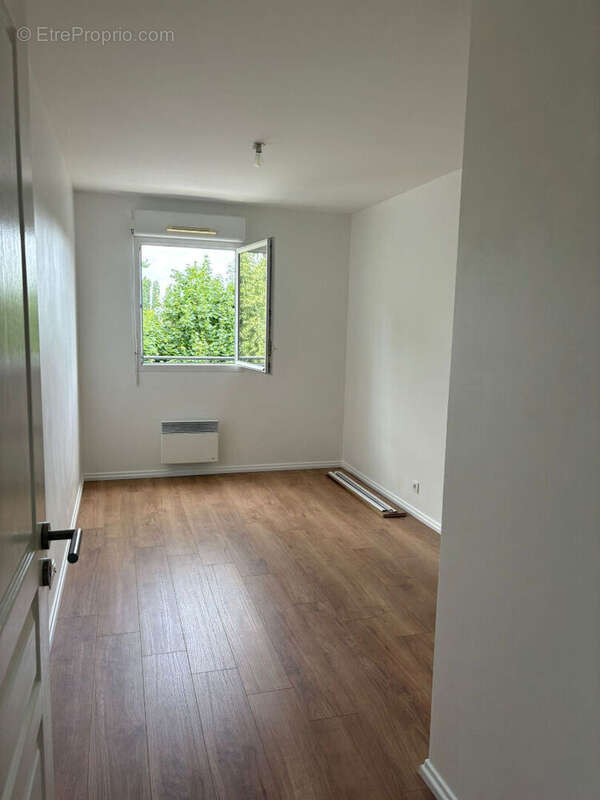 Appartement Satrouville 3 pièce(s) 59.75 m2 - photo 7
