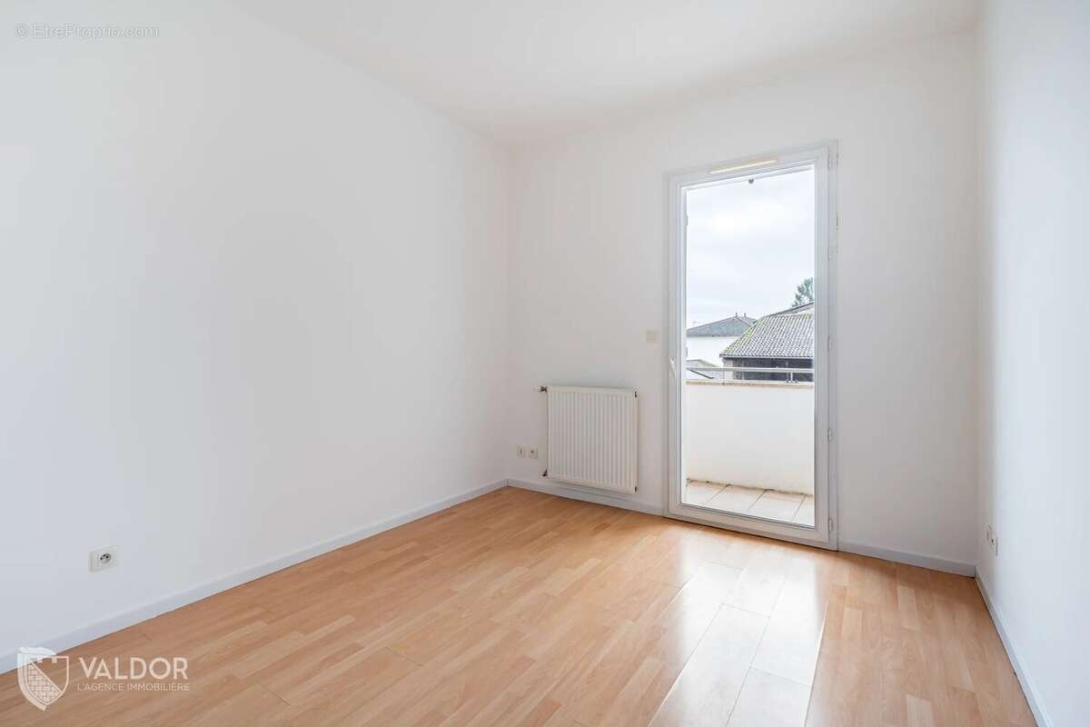 Appartement à CHARENTAY