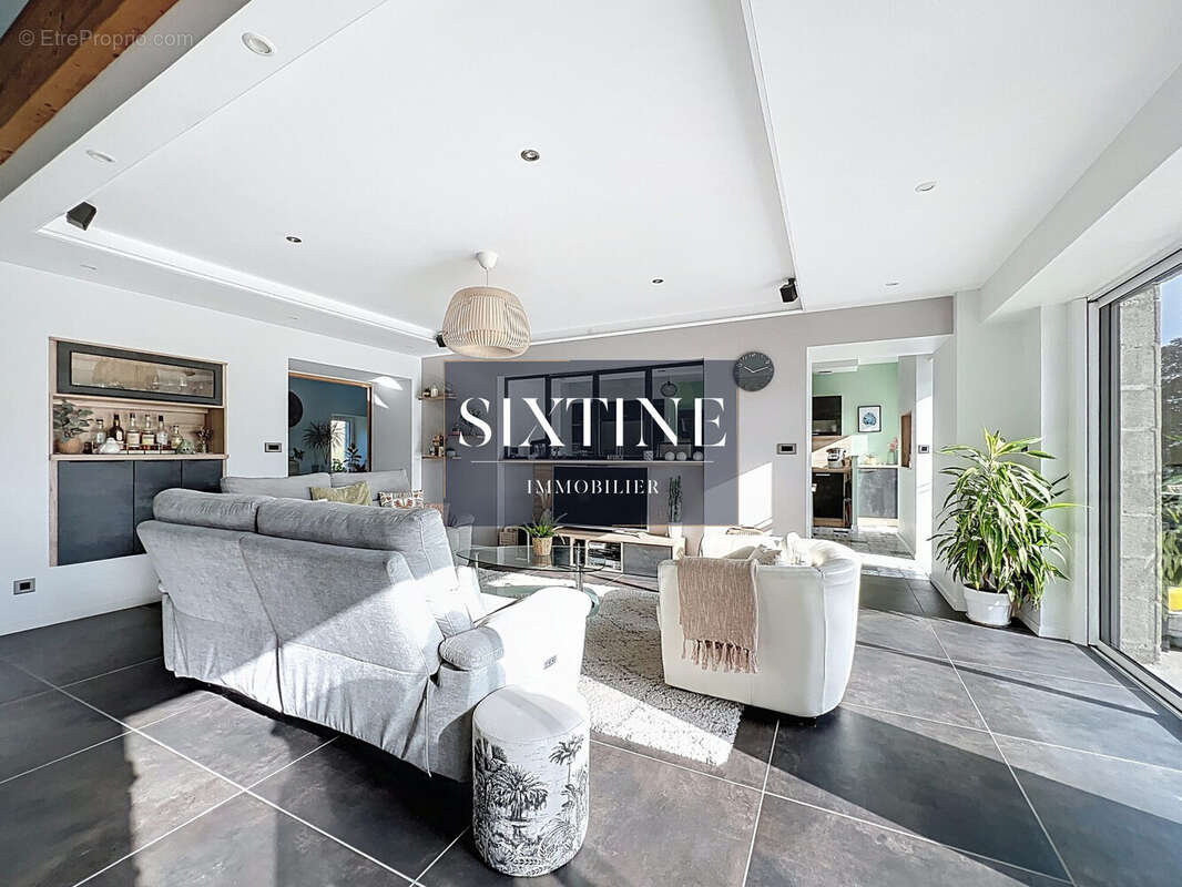 Maison à BOURGOIN-JALLIEU