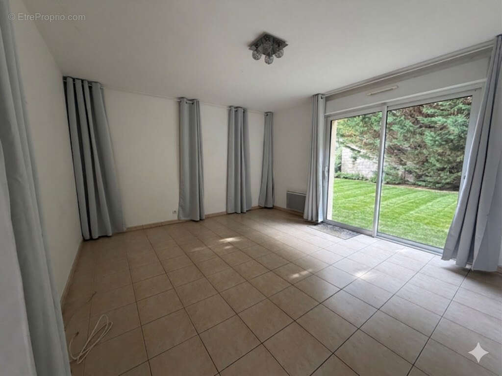 Maison à THURE