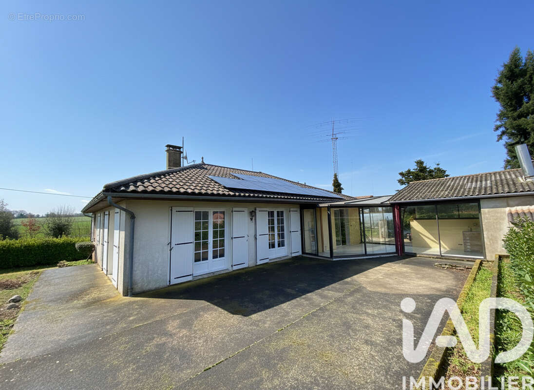 Photo 2 - Maison à NANTEUIL