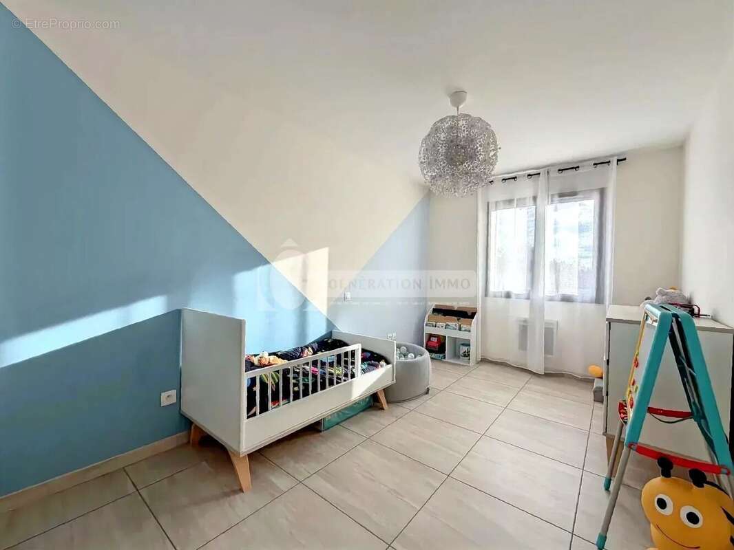 Maison à SAINT-MARTIN-DE-CRAU