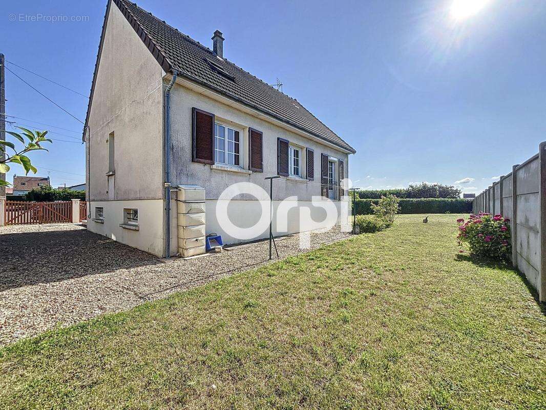 Maison à SACY-LE-GRAND