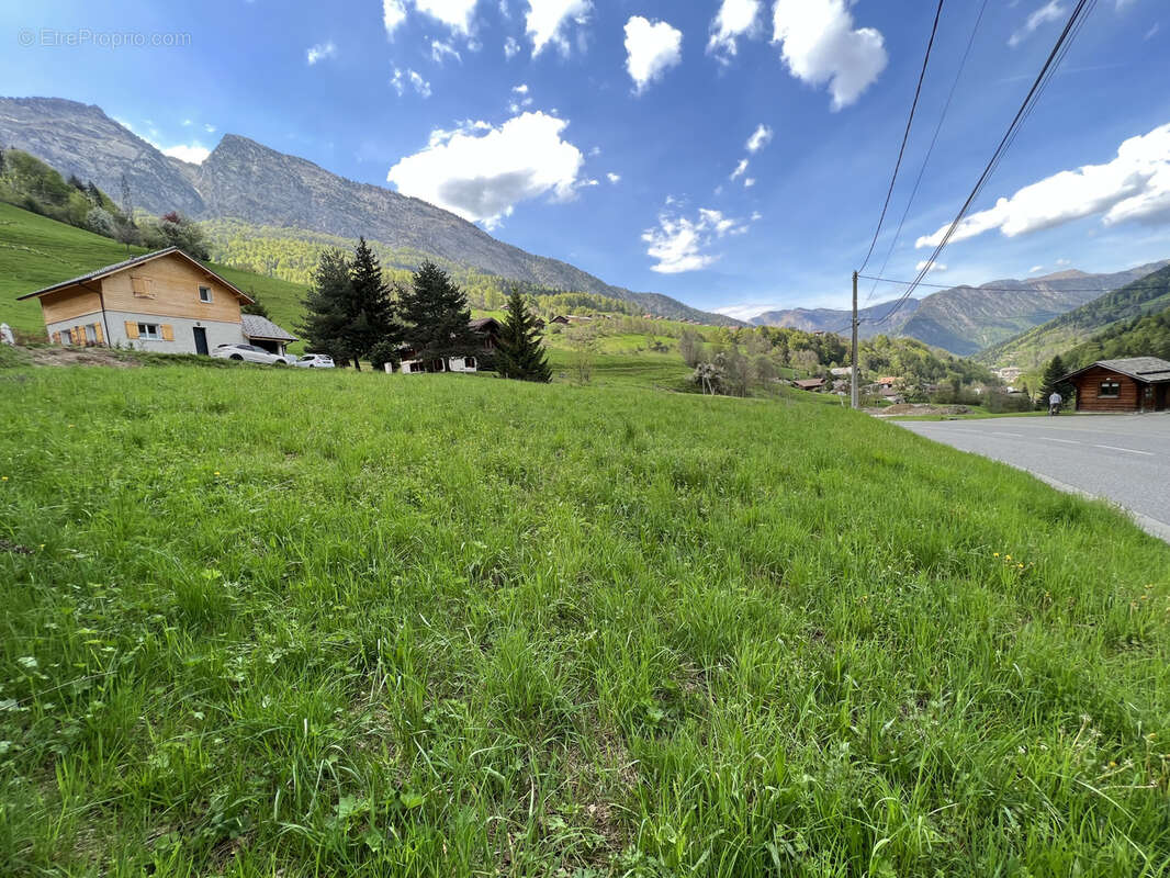 Terrain à LES CLEFS