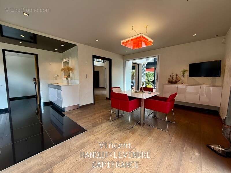 Maison à BAZOGES-EN-PAILLERS