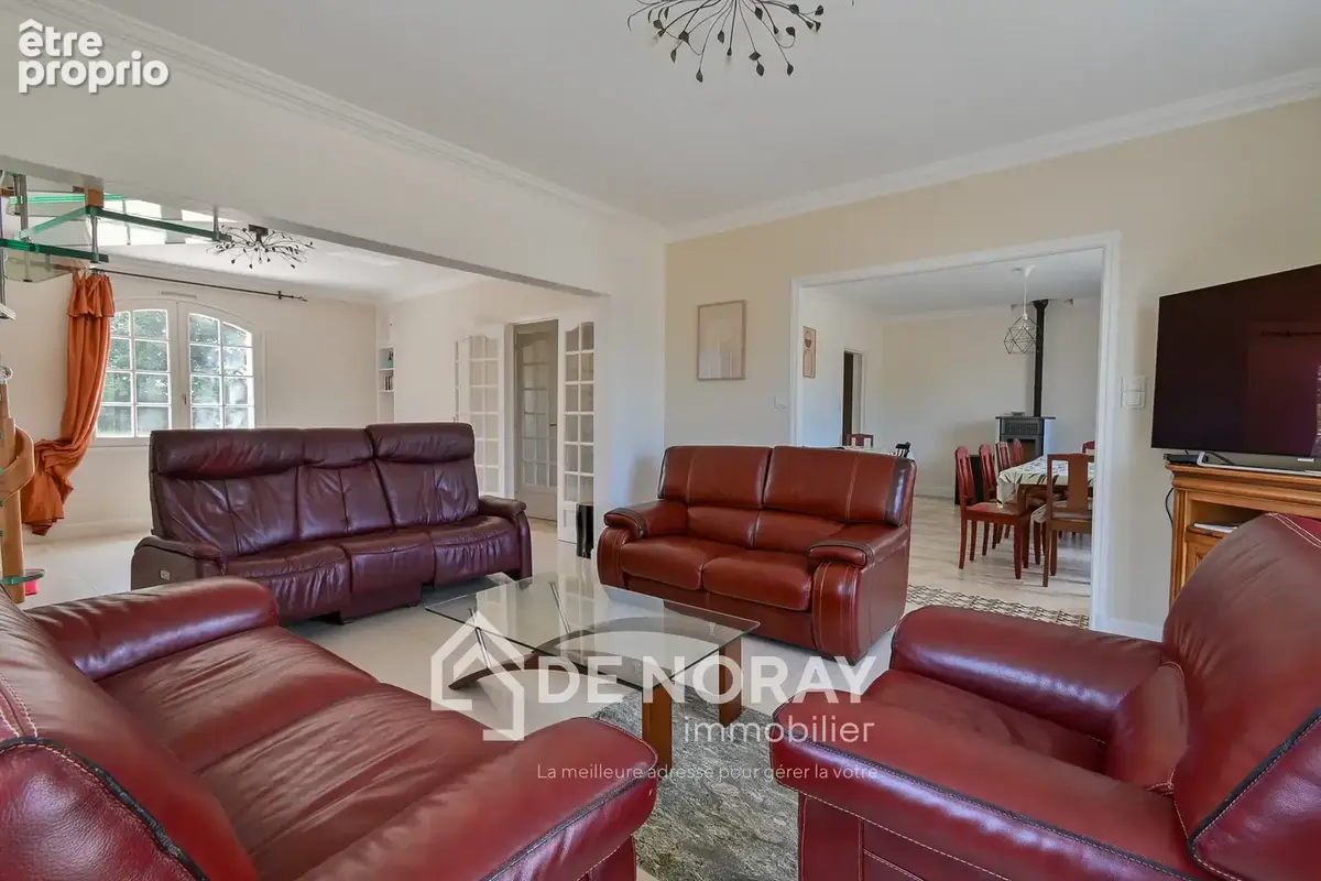 Propriété de 3 maisons + espace équestre sur 3,5 hectares - Gîte - photo 11