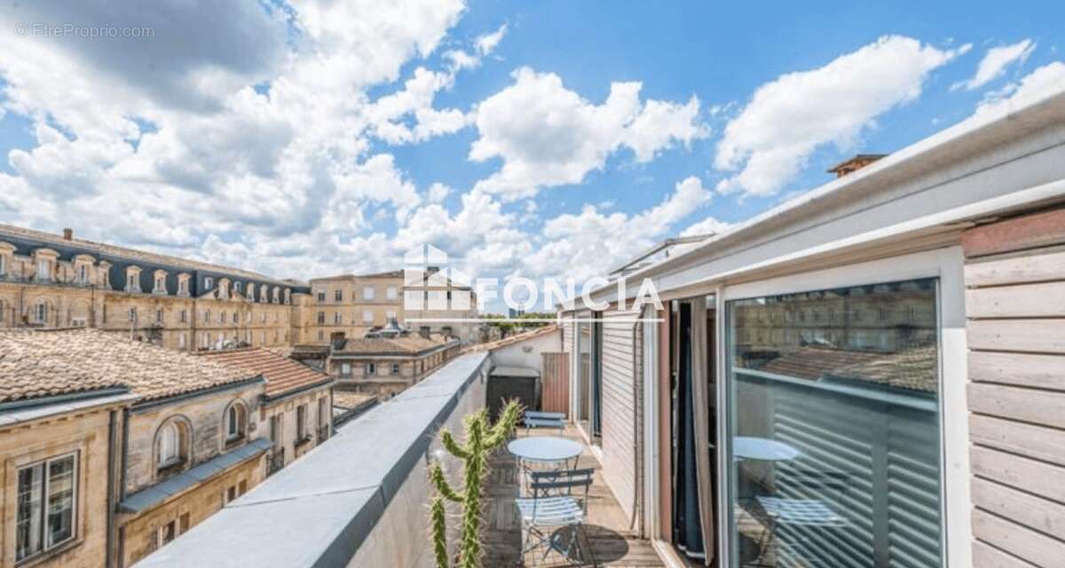 Appartement à BORDEAUX