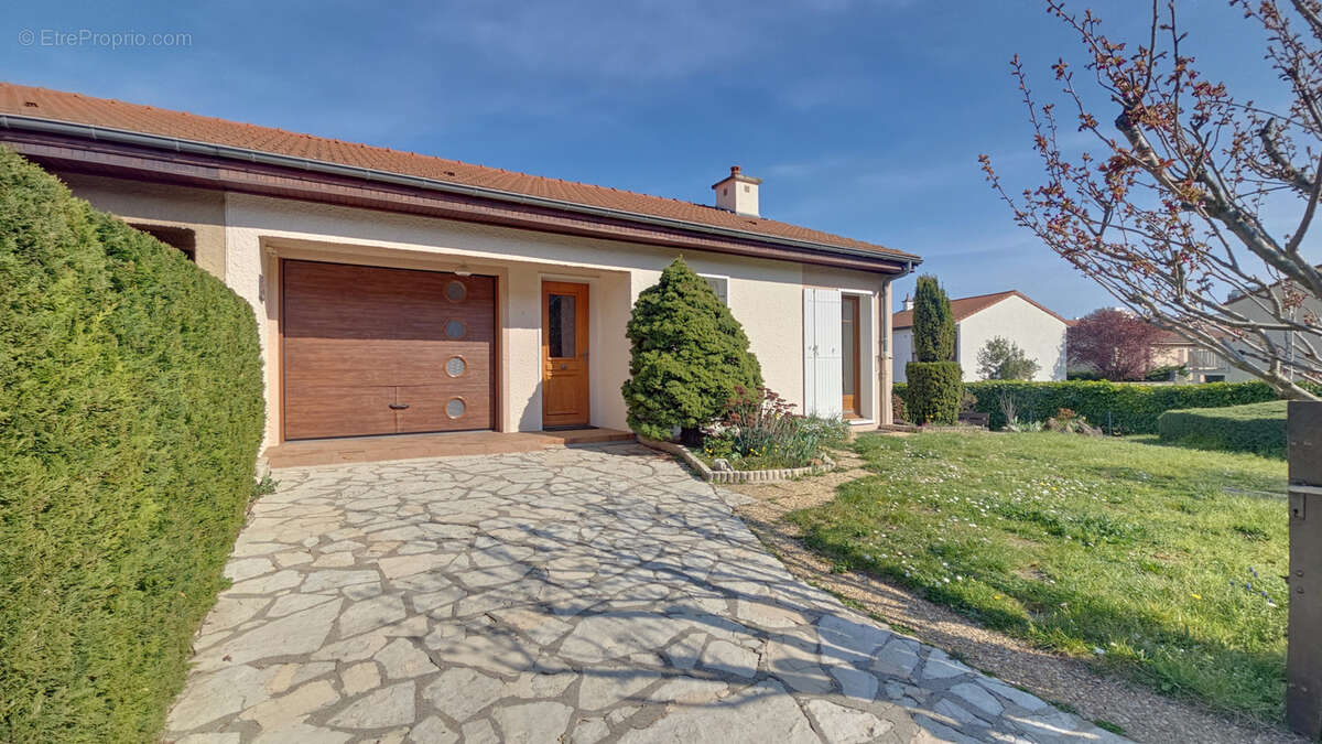 Maison à CLERMONT-FERRAND