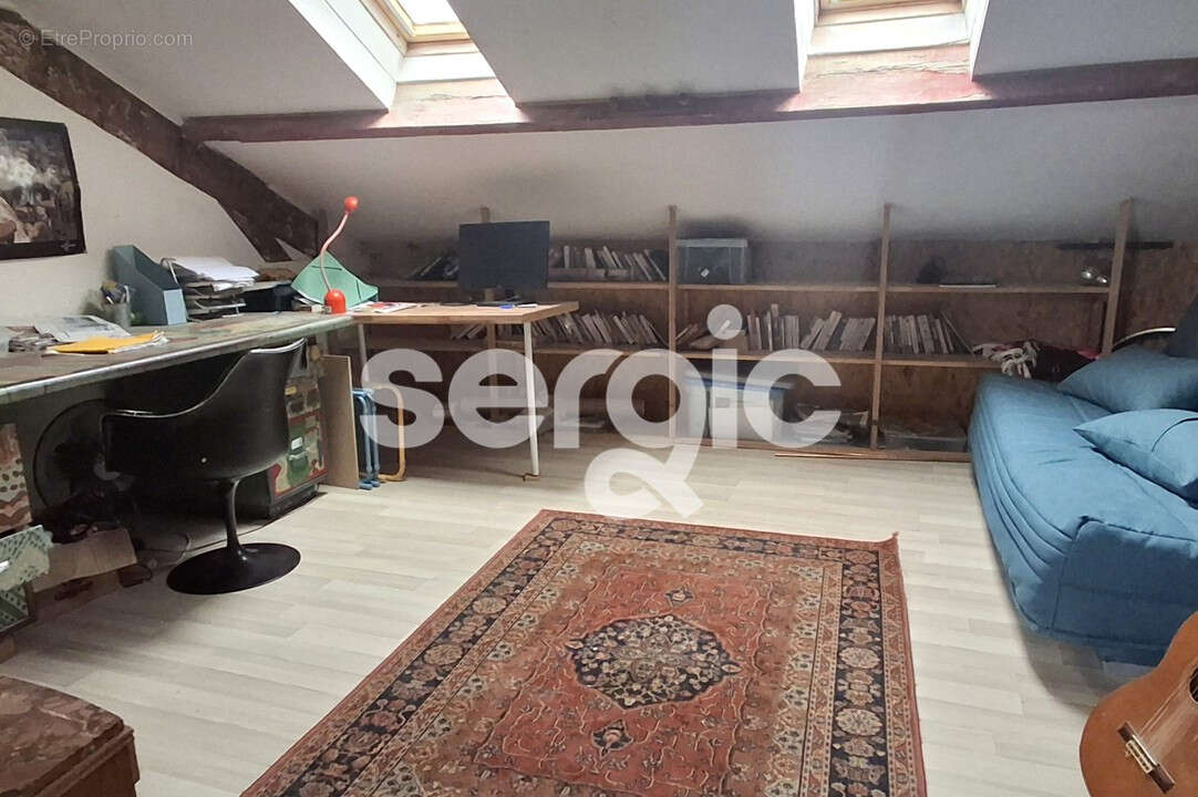 Appartement à IVRY-SUR-SEINE