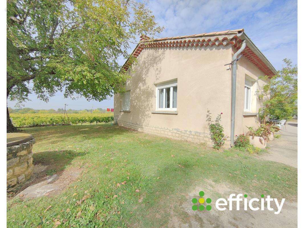 Maison à PERNES-LES-FONTAINES