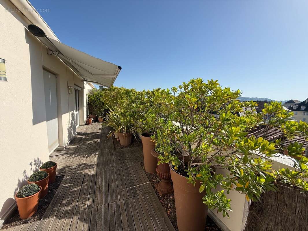 Superbe appartement avec terrasse et garage - photo 3