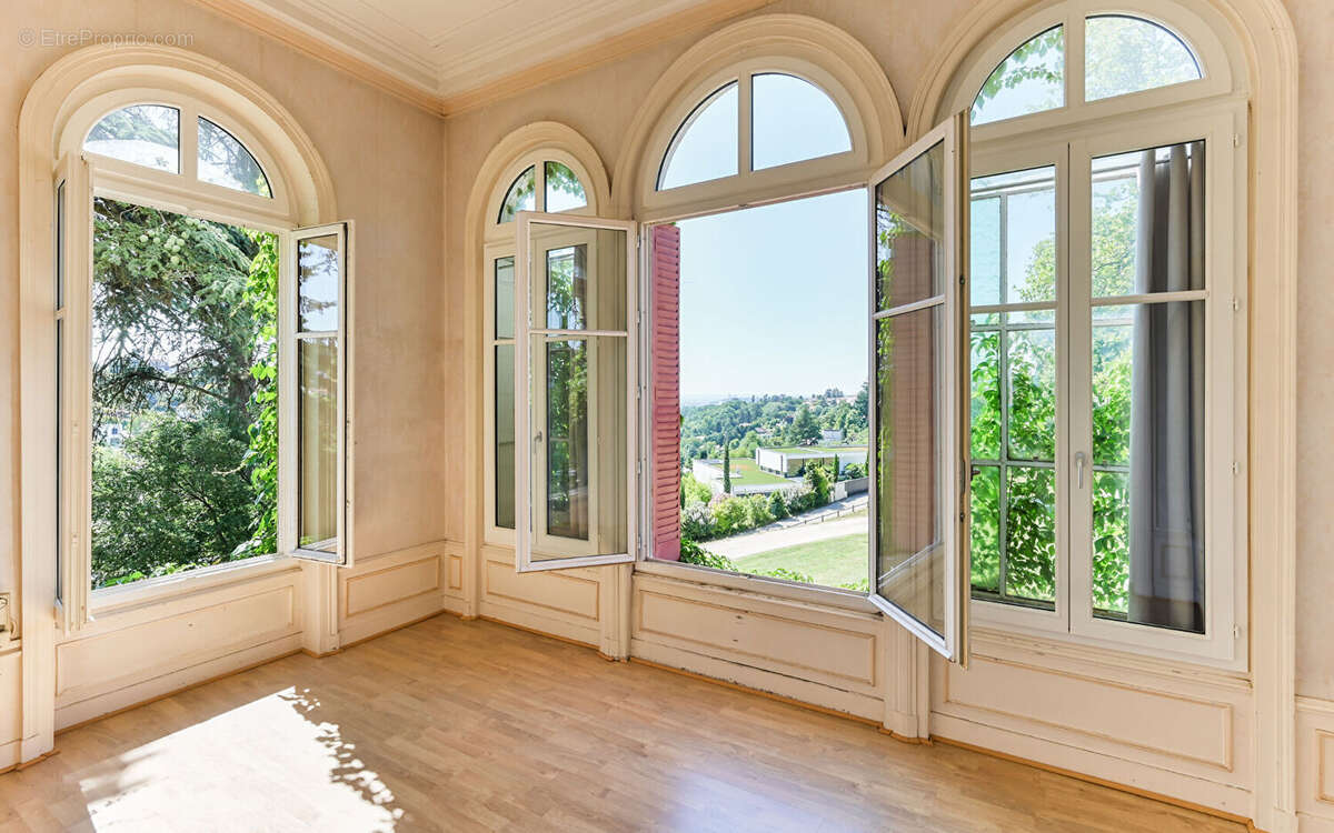 Appartement à SAINT-DIDIER-AU-MONT-D&#039;OR