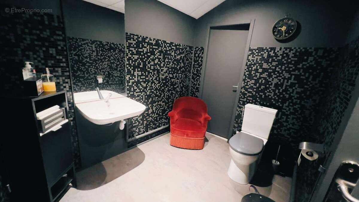 Loft Commercial Atypique et Haut de Gamme – Hyper Centre de Pau - 130M² - photo 10