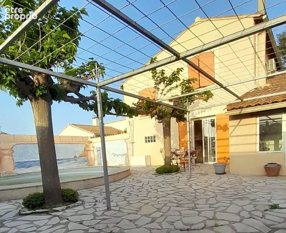 Villa familiale avec piscine  7pièce(s) 142.2 m2 - photo 2