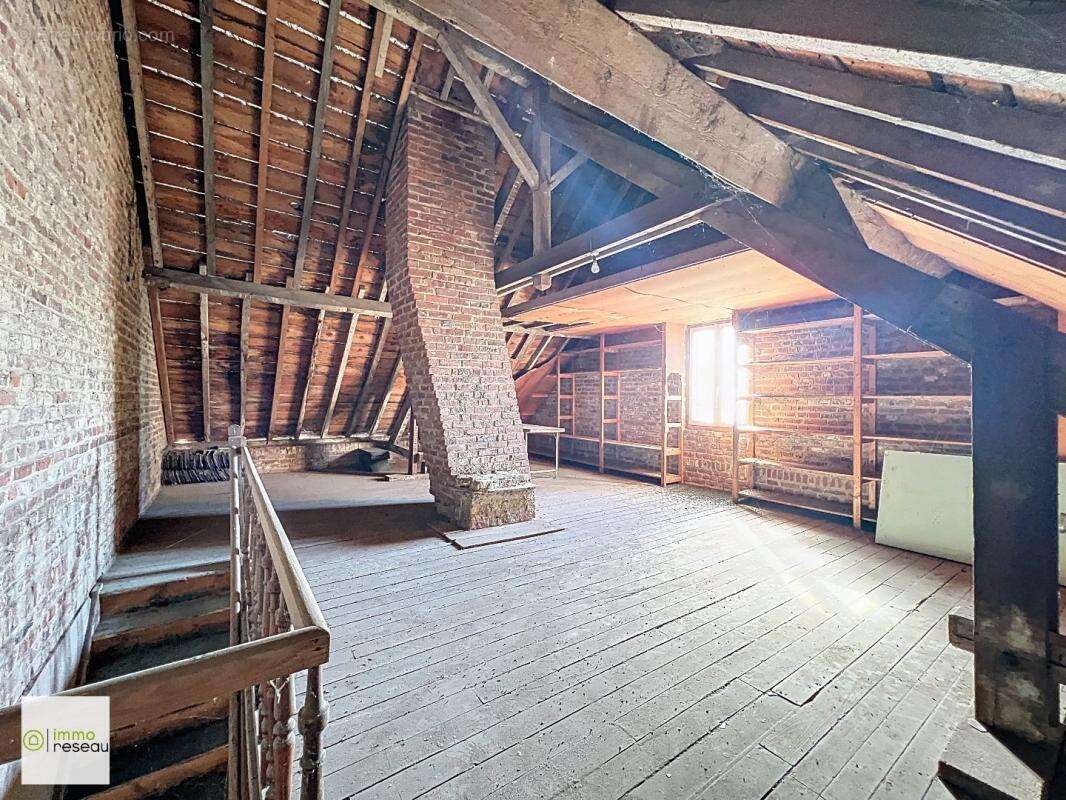 Commerce à ESCAUDOEUVRES