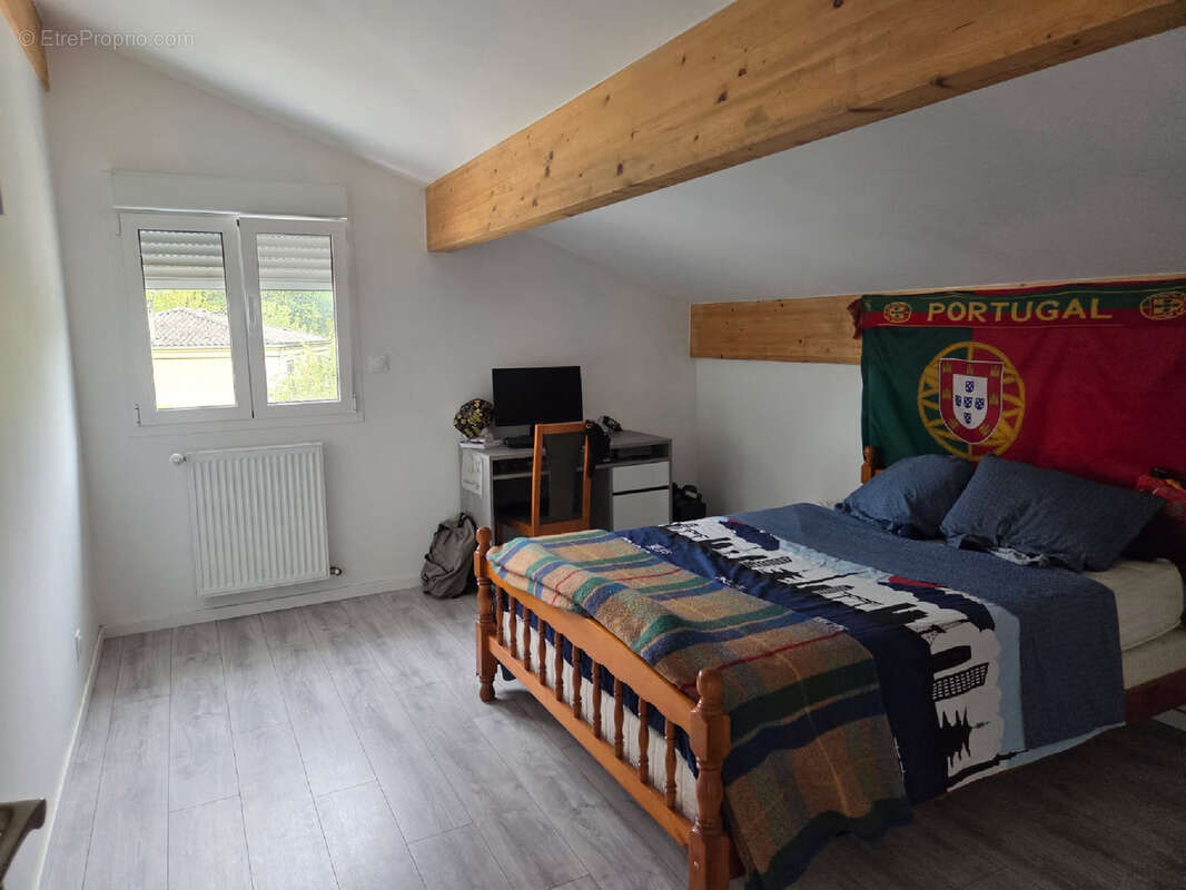 Maison à BLANQUEFORT