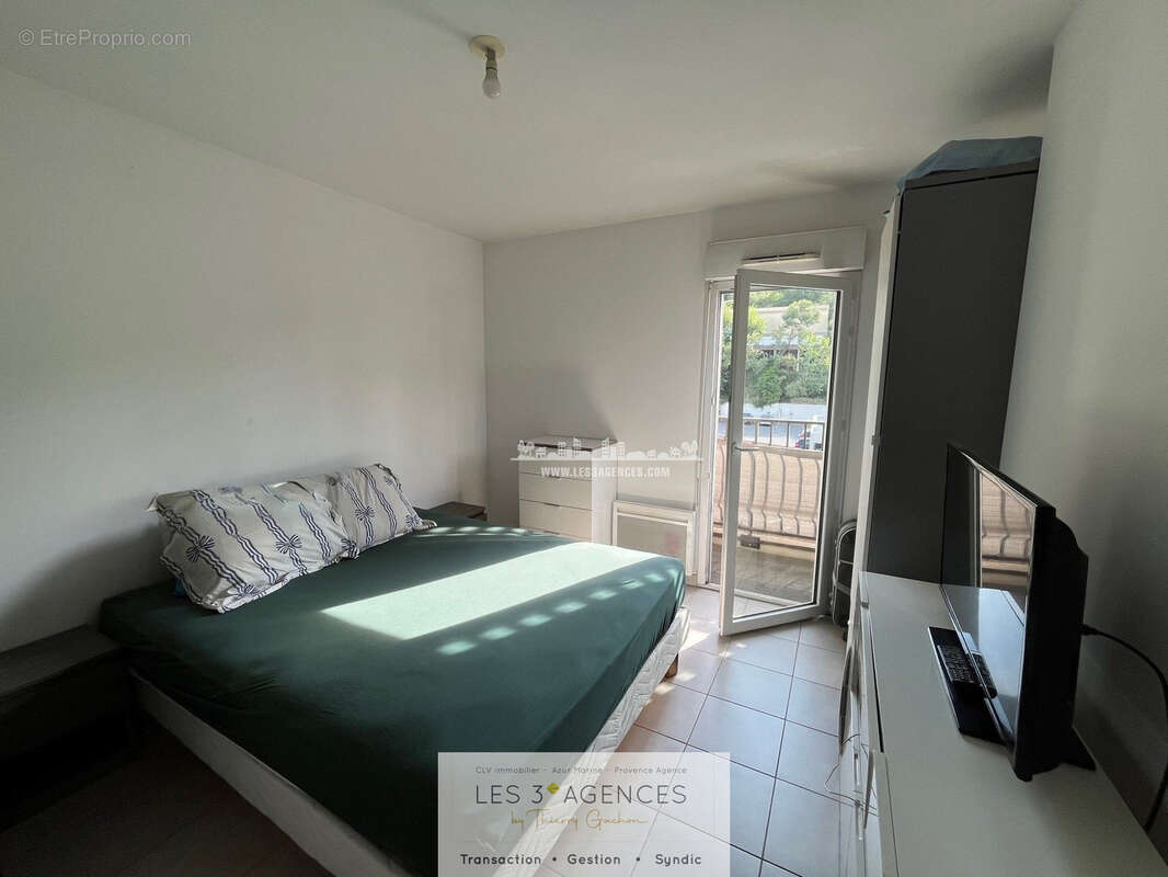 Appartement à COGOLIN