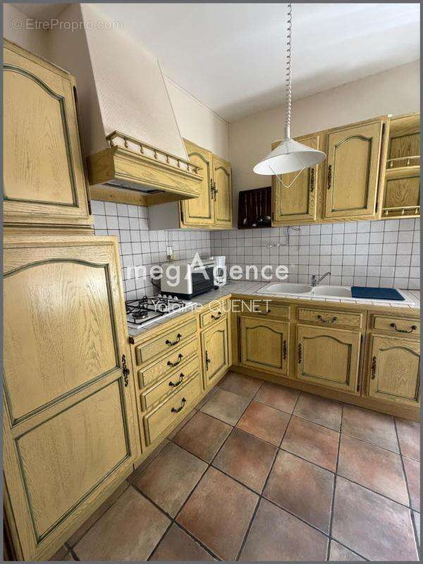 Maison en pierre de 158m2 dont local de 70 «m2 - photo 13