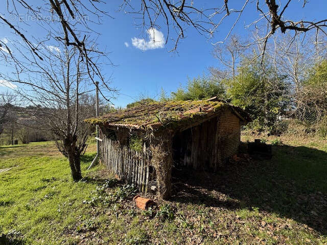 Maison à LA ROCHE-CHALAIS