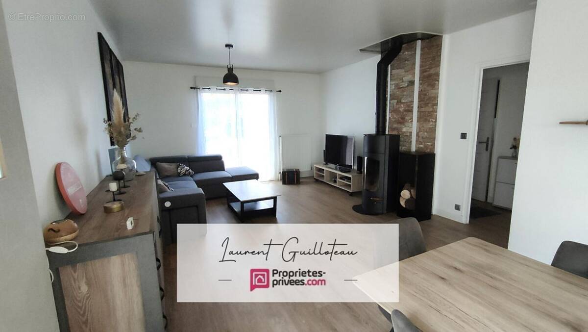 Maison à MORTAGNE-SUR-SEVRE