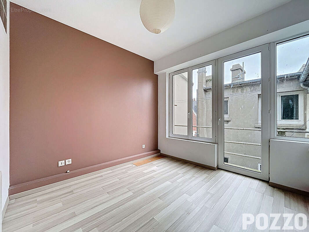 A vendre Appartement centre de Granville - photo 6