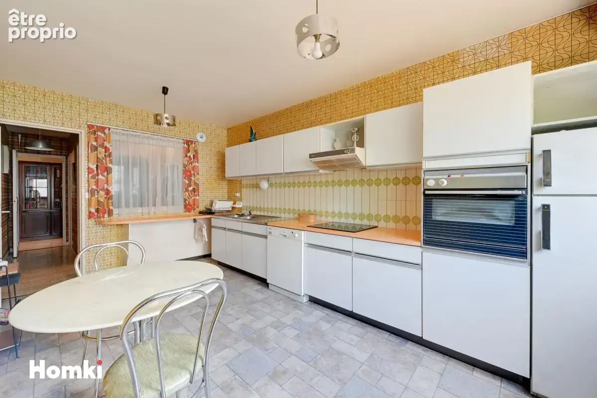 Appartement T4 de 112 m² à Créteil 94000, Place Salvador Allende - photo 12