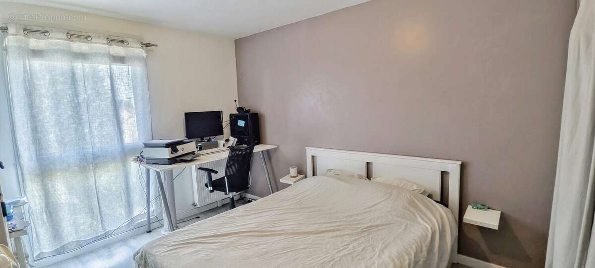 Appartement à LOGNES