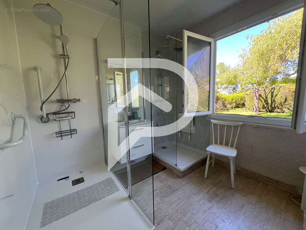 Maison à COIGNIERES