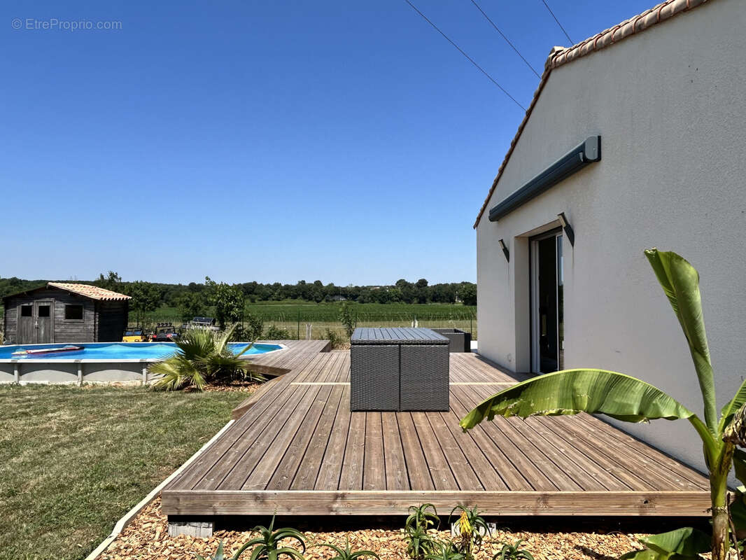 Maison à PONT-L'ABBE-D'ARNOULT