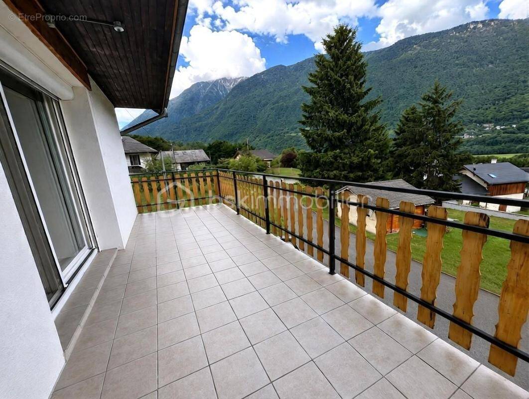 Maison à SAINT-REMY-DE-MAURIENNE