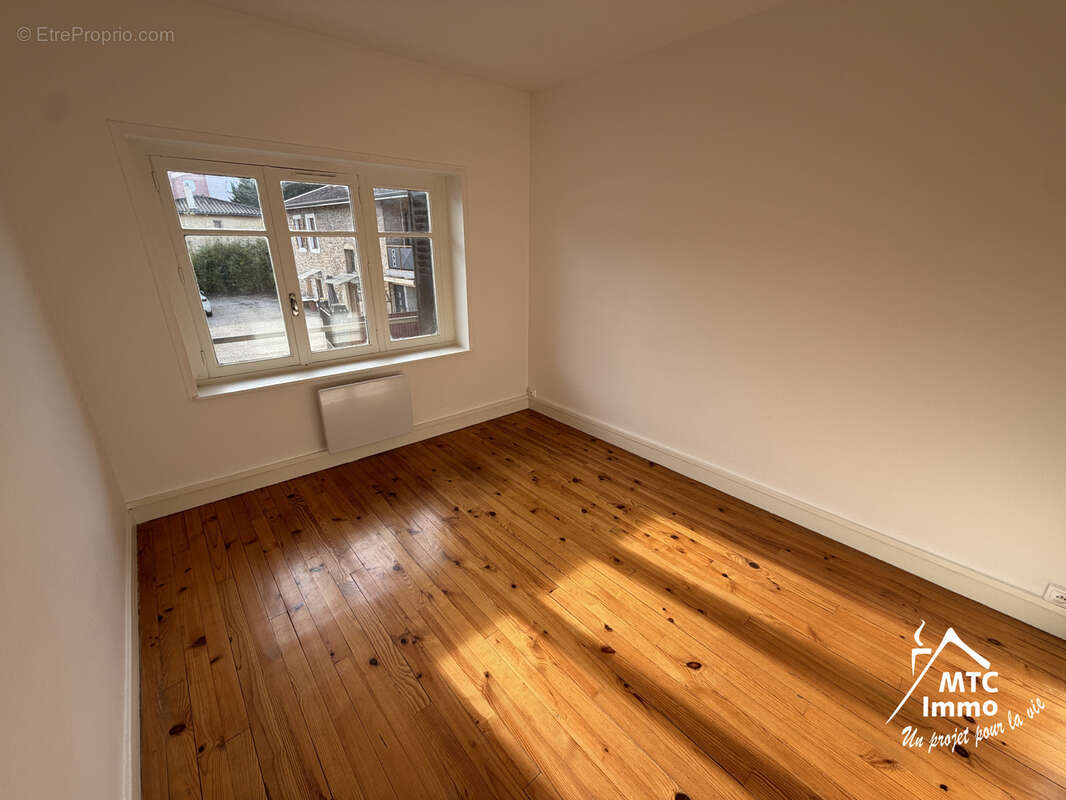 Appartement à LOYETTES