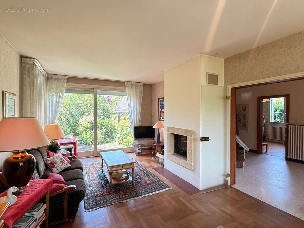 Maison 155 m² à Ardentes  - photo 2