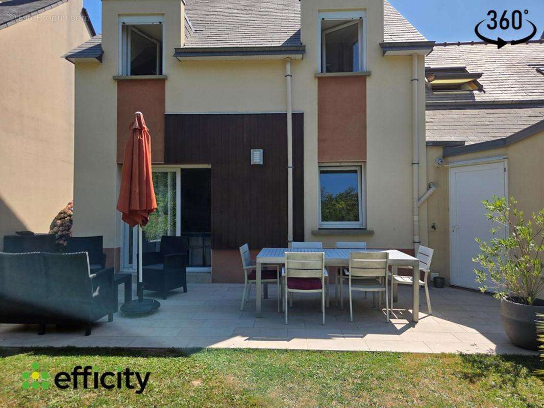 Maison 96 m² à La Chapelle-Des-Fougeretz  - photo 14
