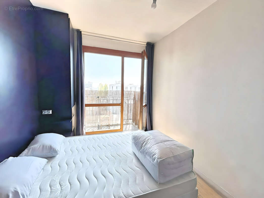 Appartement à LES LILAS