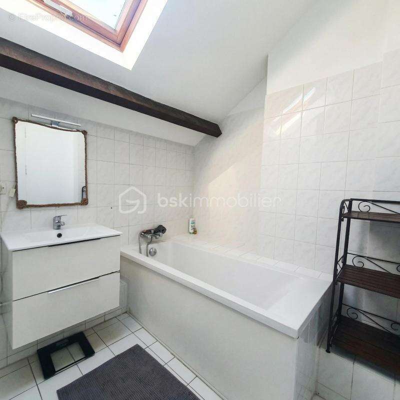 Appartement à CHALIFERT