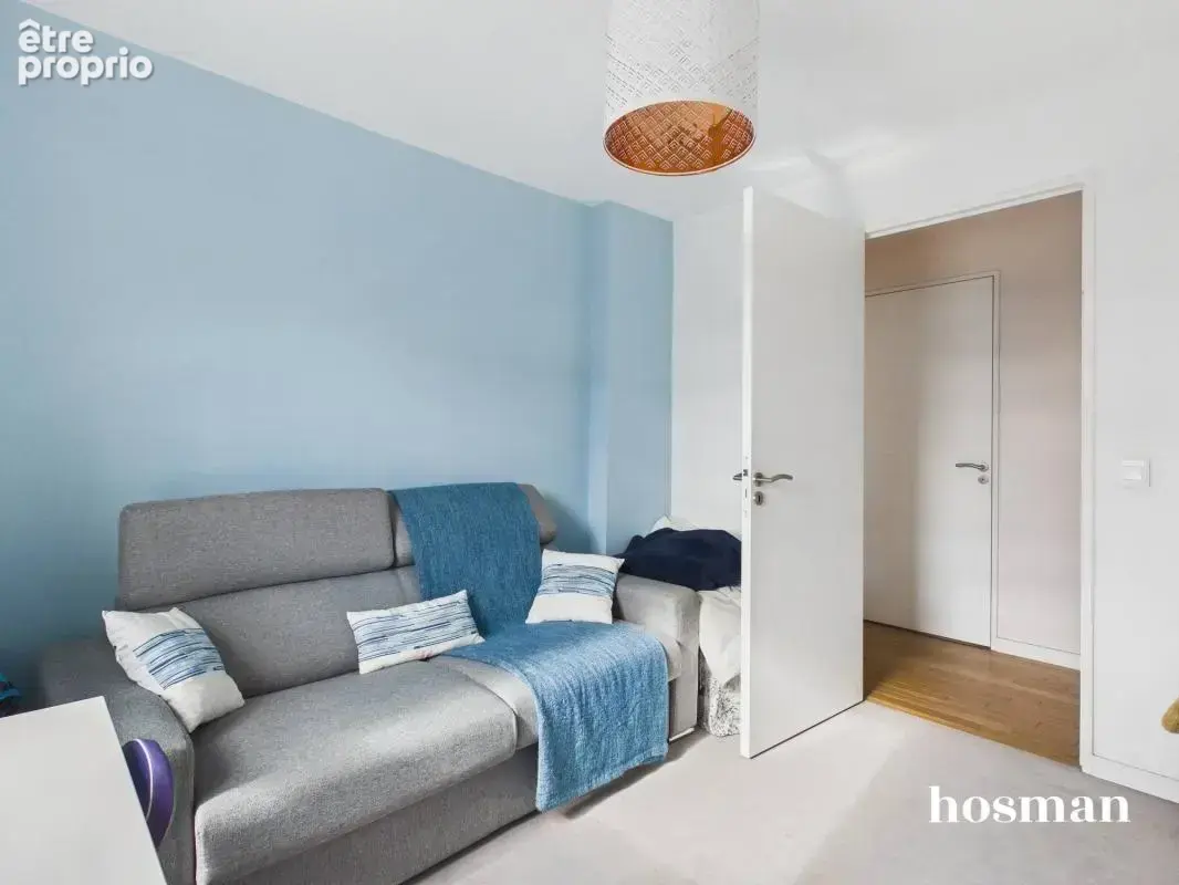 Saint-ouen-sur-seine — 90 m² — 3 chambres — balcon — parking — cave — métro lignes 13 & 14 à 500 m - photo 7