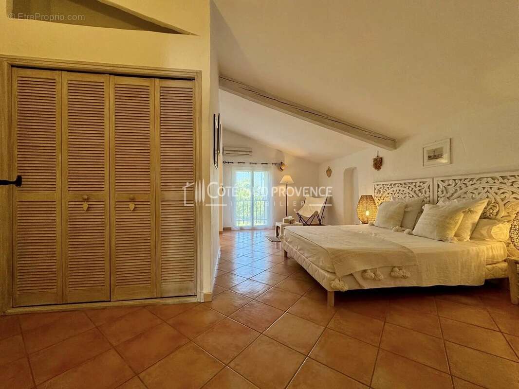 Maison à MAZAN
