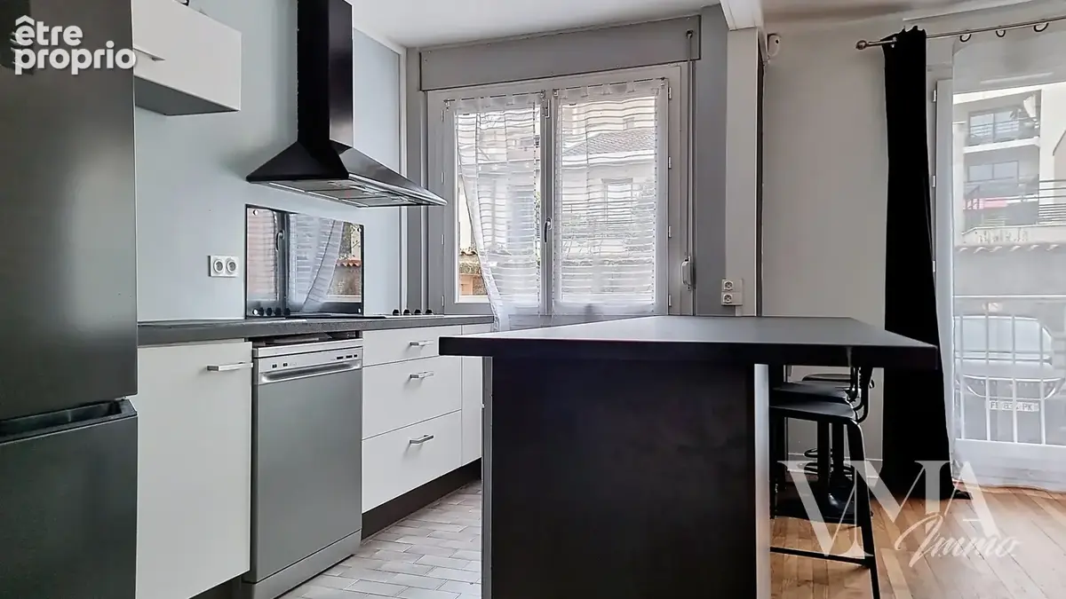 Vaulx-en-velin village   t2 42 m2   idéal 1er achat ou investissement - photo 2