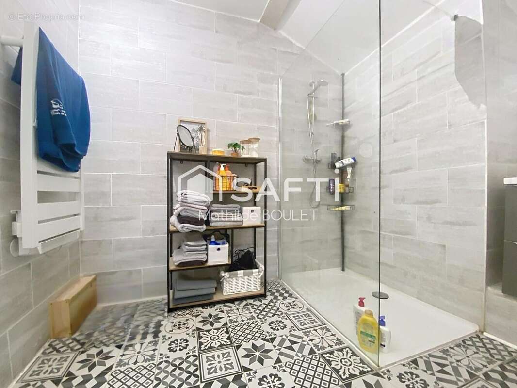 Photo 4 - Appartement à SAINT-JEAN-D'ANGELY