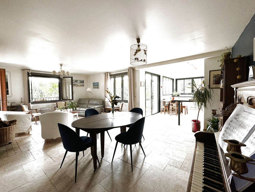 Maison à LES CHERES