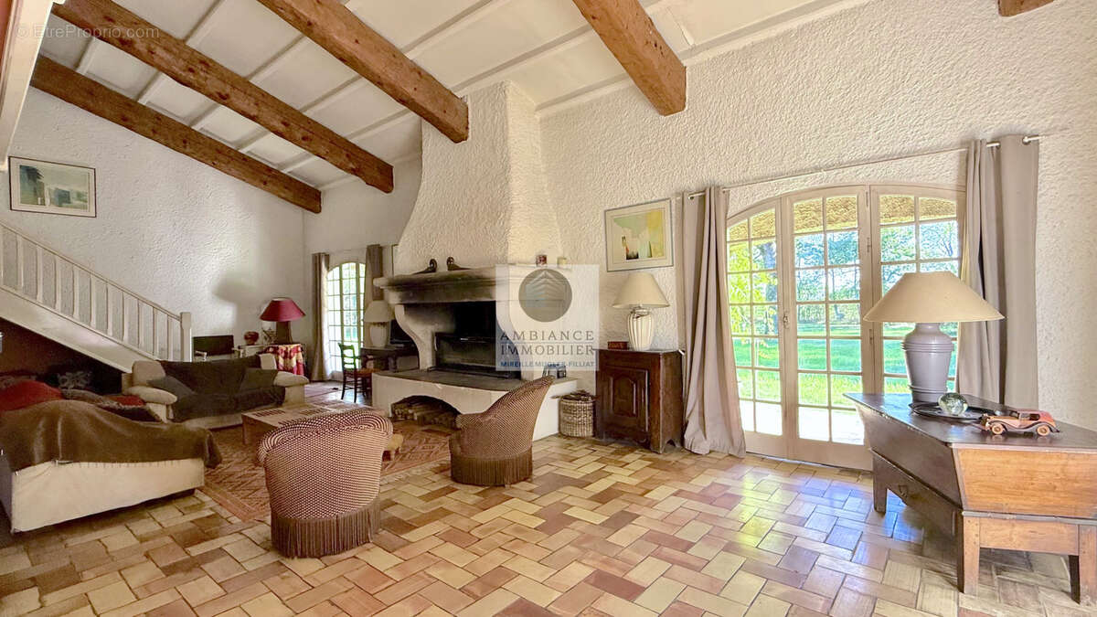Maison en campagne dans un cadre verdoyant - photo 11