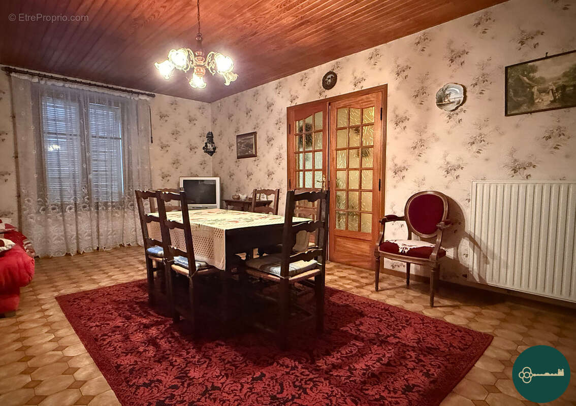 Maison à DOMEVRE-EN-HAYE