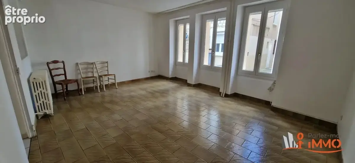 Maison de ville de 125m² (divisible en 3 appartements) - photo 2