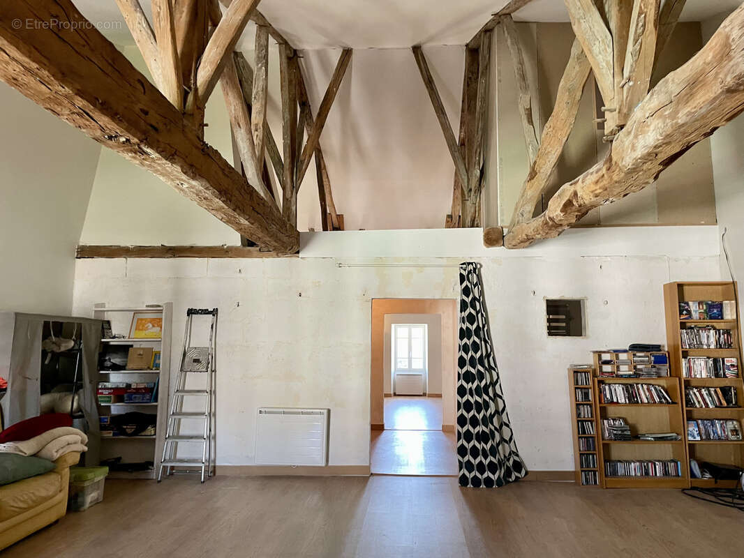 Maison à CHATEAUNEUF-SUR-CHARENTE