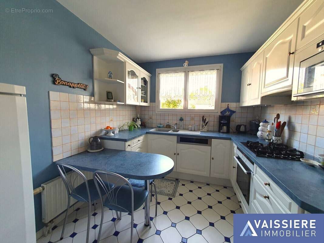 Maison à MONTIGNY-LE-BRETONNEUX