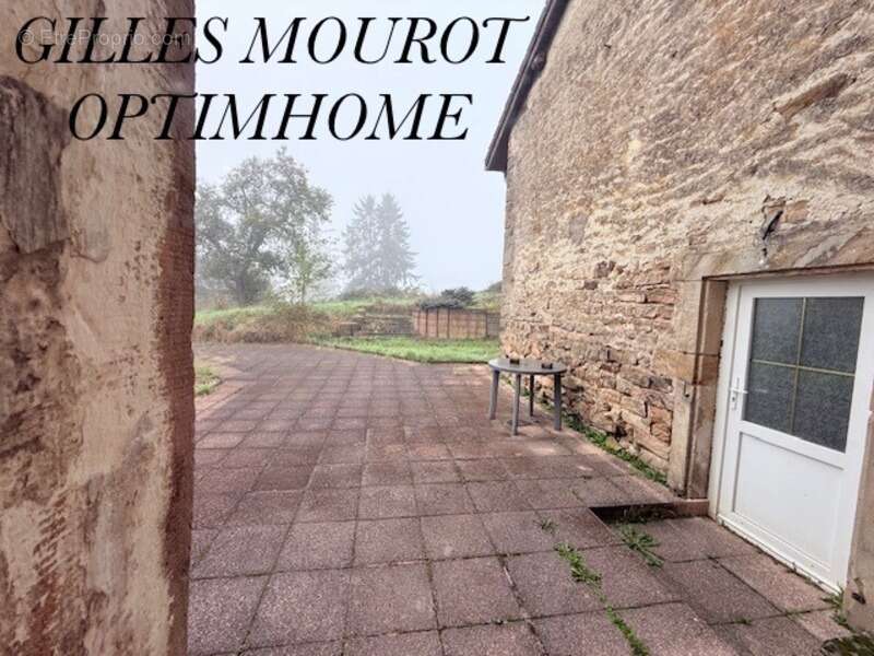 Maison à DOMMARTIN-AUX-BOIS